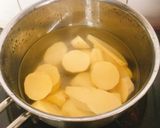 Hình bước làm 1 của món Tortillas khoai lang