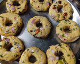 लेफ्ट ओवर पोहा डोनट्स(left over poha doughnut recipe in hindi) रेसिपी चरण 3 फोटो