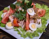 Фото кроку 5 до Салат с запеченной грудкой и помидорами на новый год быка.