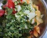 A picture of step 4 of Multicolor Salad.