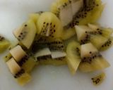 Foto del paso 1 de la receta: Macedonia de frutas con queso fresco