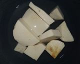 A picture of step 1 of Yam patties.