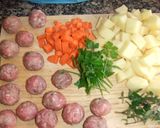 Foto del paso 1 de la receta Albondiguillas de pavo estofadas