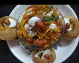 A picture of step 3 of Bhel puri.