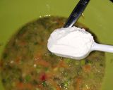 Foto langkah ke 2 dari resep Telur Dadar Sayur Ala 'EK'.