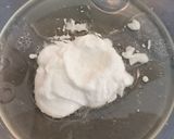 Foto del paso 1 de la receta: Bizcocho de yogur con Pasas y Nueces