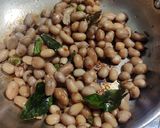 शेंगदाण्याची उसळ (shengdanyachi usal recipe in marathi) रेसिपी स्टेप 4 फोटो 