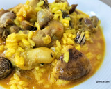 Foto del paso 9 de la receta: Arroz meloso con mollejas, setas y caracoles