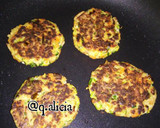 Foto del paso 7 de la receta: Hamburguesitas de zucchini, zanahoria y atún