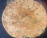A picture of step 4 of Dal paratha.