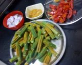 A picture of step 2 of Bharwa masala bhindi.