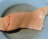 Foto langkah ke 1 dari resep Grilled Salmon.