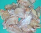 A picture of step 1 of Chilli milli hot wings.