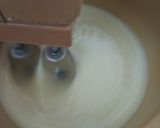 Foto langkah ke 1 dari resep Bolu Kukus Santan Meses.