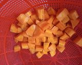 Hình bước làm 1 của món Canh củ cải cà rốt thịt băm