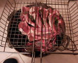 Foto del paso 7 de la receta: Chuletillas de cordero a la brasa, ahumadas con romero