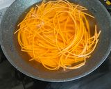 Foto langkah ke 3 dari resep Mie Gomak/Lidi Goreng.