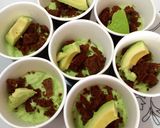 Foto langkah ke 4 dari resep Avocado mousse cake.