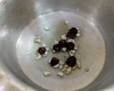 A picture of step 6 of Aloo Palak Ki Bhujya.