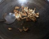 รูปขั้นตอนการทำที่ 2 ของ ไก่ผัดขิง