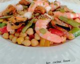 Foto del paso 12 de la receta: Ensalada de garbanzos con langostinos y mejillones