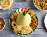 Foto langkah ke 3 dari resep Mie goreng sayur.