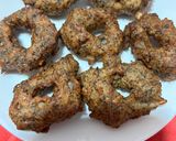 A picture of step 2 of Medu vada.