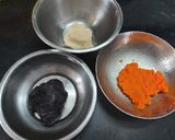 A picture of step 3 of Non fire Tricolor coconut burfi.