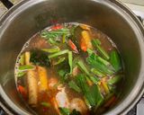 รูปขั้นตอนการทำที่ 3 ของ ต้มยำกุ้งแบบใหม่แบบสับ