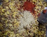 A picture of step 4 of Ankurit Moth ki Sabji.