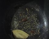 A picture of step 2 of Matar Chawal.