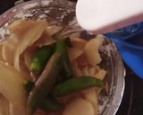 A picture of step 3 of Ginger Garlic Paste.