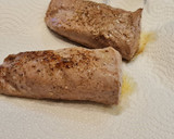 Foto del paso 2 de la receta: Solomillo de cerdo en salsa de calabacín, puerros y queso