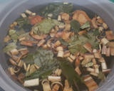泰式海鮮酸辣湯的食譜步驟2照片