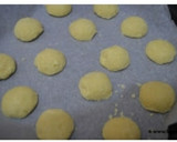நெய் பிஸ்கட் (Ghee cookies) ரெசிபி ஸ்டேப் 4 புகைப்படம்