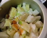 A picture of step 5 of Lauki/Bottlegourd Stew.