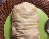 Foto del paso 5 de la receta: Trenza de hojaldre con fresas y pepitas de chocolate