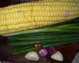 Foto langkah ke 1 dari resep Sayur bening jagung.