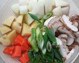 Foto langkah ke 4 dari resep Jjim Dak Semur ayamnya Korea.