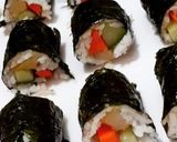 A picture of step 6 of Vegetable Sushi.