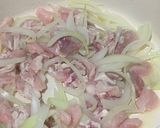 รูปขั้นตอนการทำที่ 1 ของ หมูผัดหอมใหญ่ซอสโคชูจัง