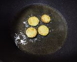 Foto del paso 3 de la receta: Risotto de calabacín y queso de cabra
