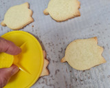 Foto del paso 9 de la receta: Galletas de coco (tulipanes tersos al tacto) 🌷🌷 🌷 🌷 🌷 🌷