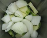 Foto del paso 1 de la receta: Puré de calabacín express con Mambo