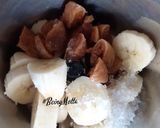 A picture of step 2 of Anjeer-Banana Milk.