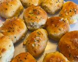 A picture of step 5 of Garlic Rolls.