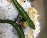 A picture of step 1 of Mushroom mattar curry with coconut flavour.