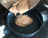Foto del passaggio 7 della ricetta Torta al cioccolato (al latte) semplicissima