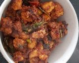 A picture of step 9 of Prawn masala.