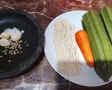 Foto langkah ke 1 dari resep Sop Oyong Mie Soa.